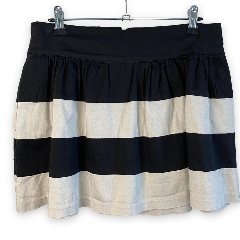Urban Behavior - Black/cream stripe Skater Skirt - Size Medium